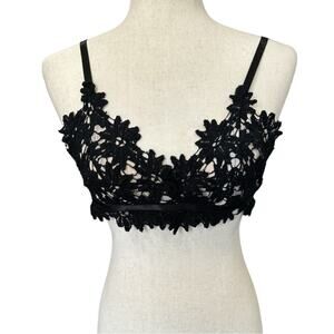 Signature 8 Black Lace Lined Bralette Size M